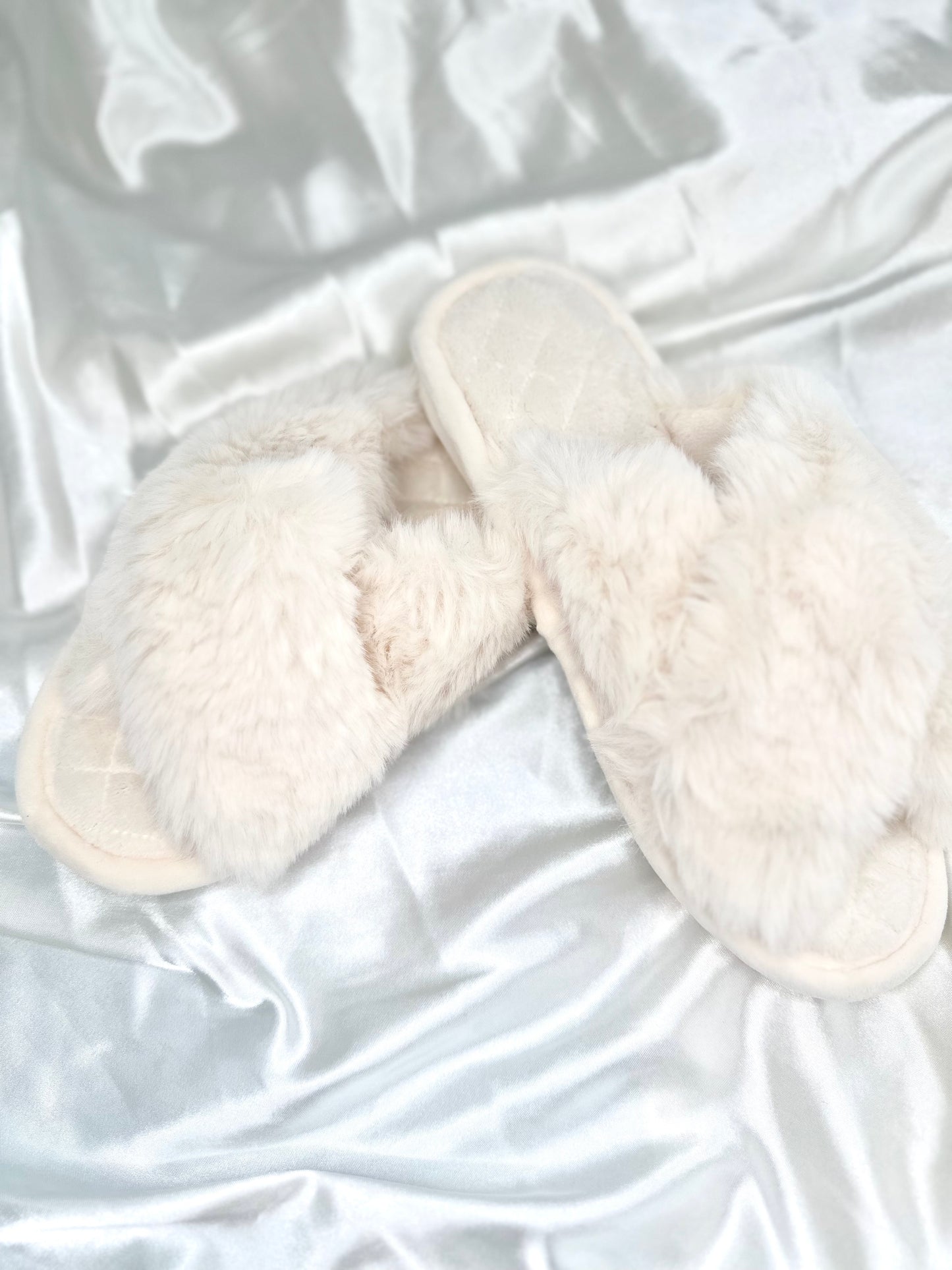 Womens Fluffy Slippers